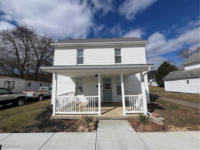 view of front of house featuring covered porch