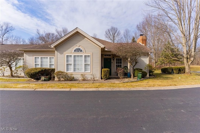 142 Wilcox Rd, Austintown, OH 44515 - ranch-style home with a chimney