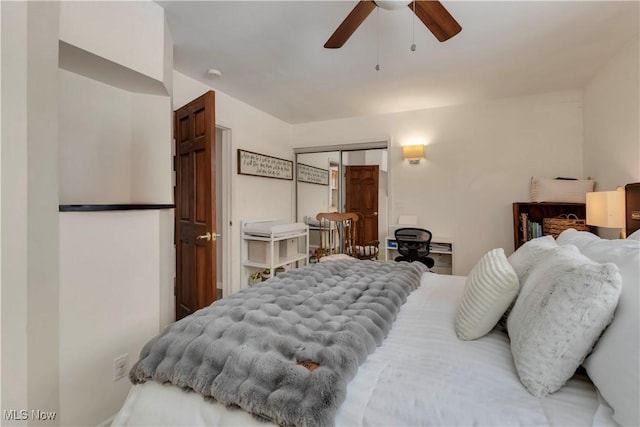 bedroom with ceiling fan