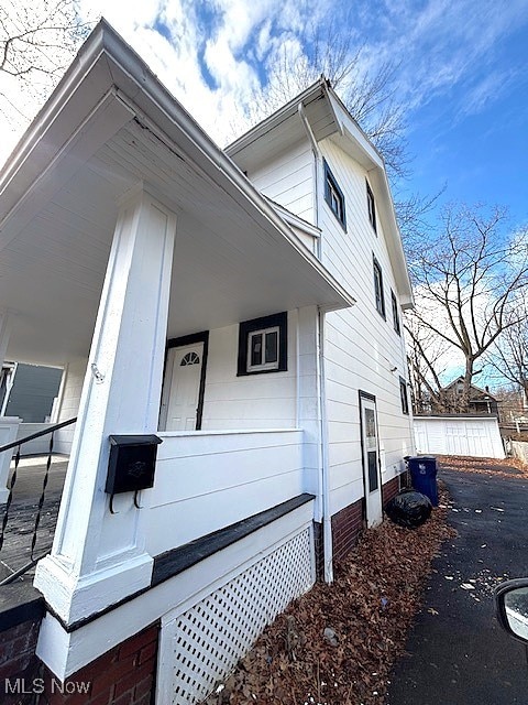 view of home's exterior featuring crawl space