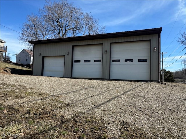 view of detached garage