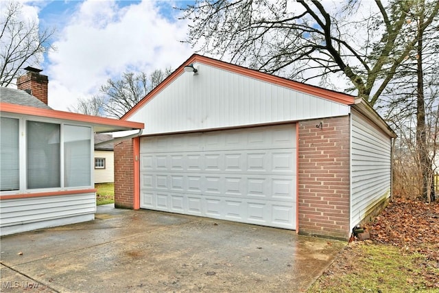 view of detached garage