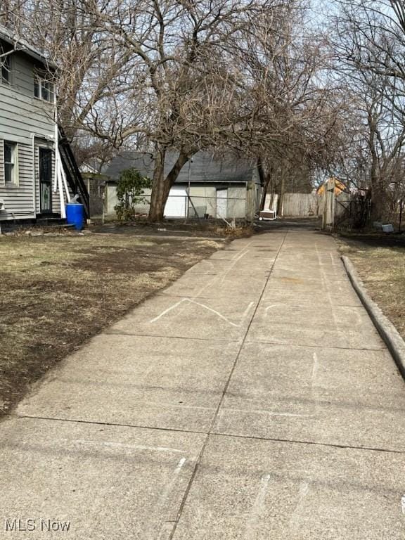 view of yard featuring entry steps