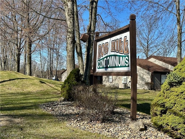 924 Nob Hill Dr Unit 3, Niles, OH 44446 - community / neighborhood sign featuring a yard