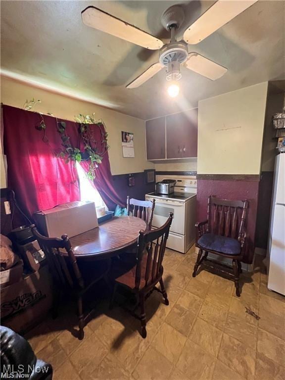 dining area with ceiling fan