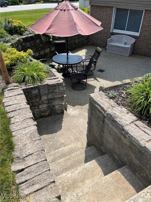 view of patio / terrace with outdoor dining space