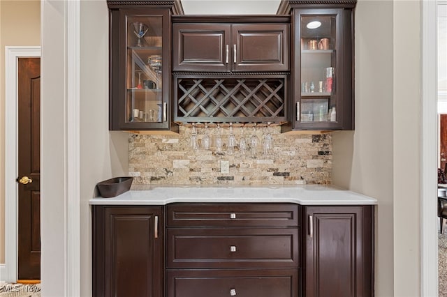 616 Coventry Pl, Amherst, OH 44001 - bar with a bar and backsplash