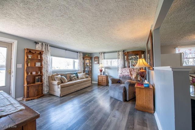 10684 Barcus Ave NE, Alliance, OH 44601 - living area with baseboards and wood finished floors
