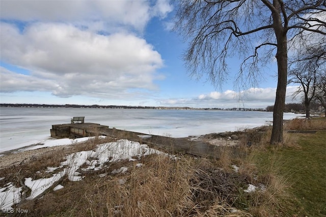 Listing photo 3 for S Memorial Shoreway Dr, Lakeside-Marblehead OH 43440