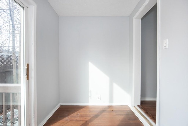11915 Franklin Blvd, Lakewood, OH 44107 - unfurnished room featuring baseboards and wood finished floors