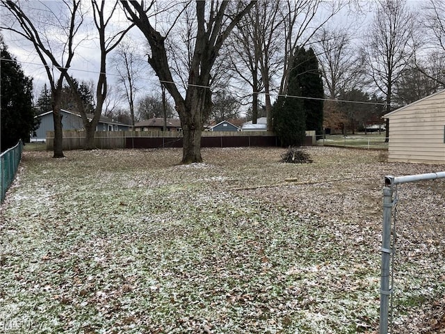 view of yard featuring fence