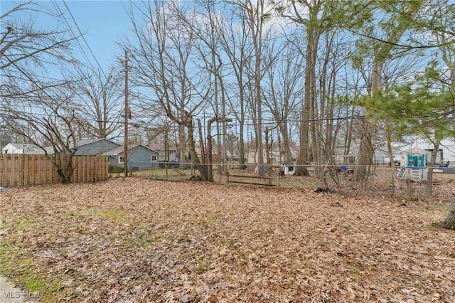 view of yard featuring fence