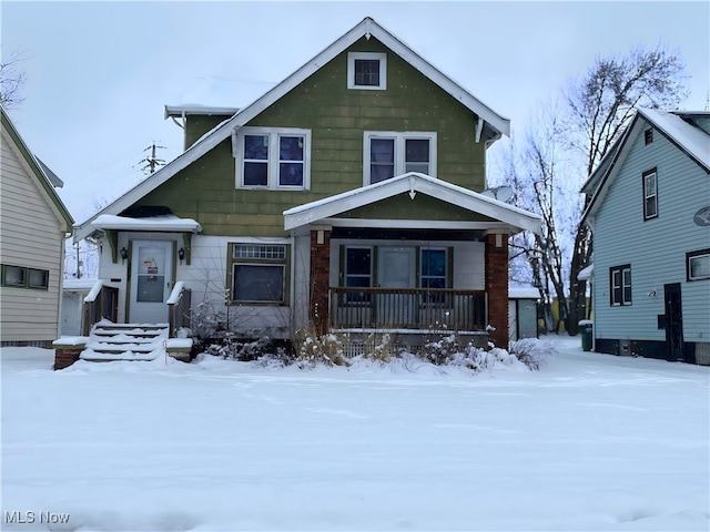 view of front of property featuring covered porch