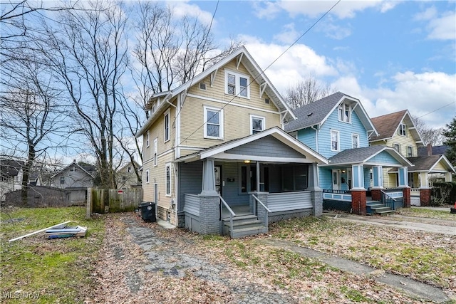 view of front of home featuring a porch