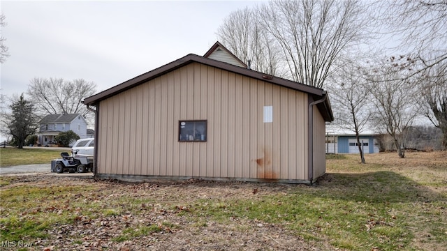 view of side of property