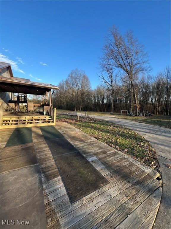 1025 Ohltown Rd, Youngstown, OH 44515 - view of deck