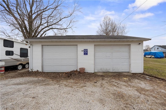 view of detached garage