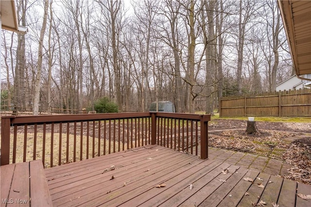 deck featuring fence