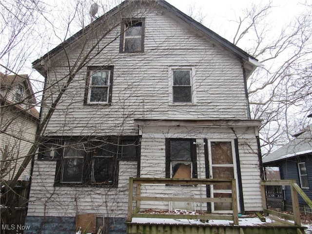 view of front of home