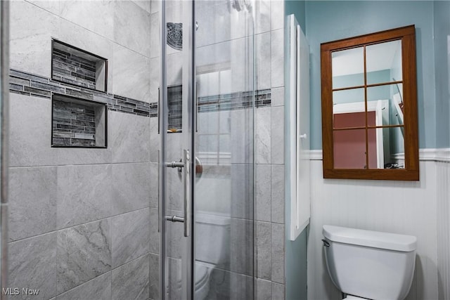 1518 Washington Ave, Parkersburg, WV 26101 - bathroom featuring a shower stall and toilet