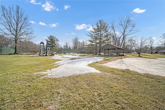 view of road featuring driveway