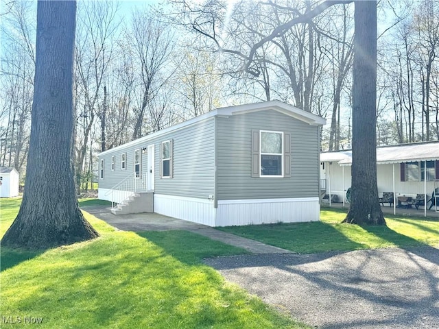 125 Westgate NE, Warren, OH 44484 - photo 1