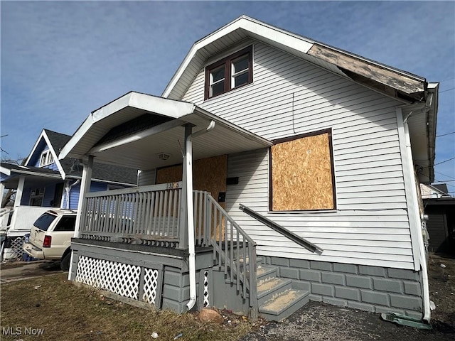 exterior space featuring a porch