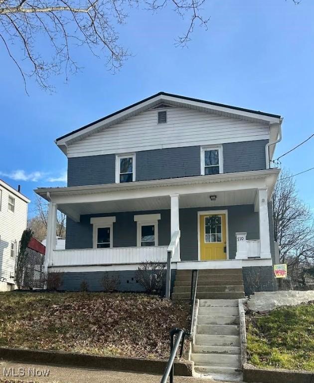 view of front of property with covered porch