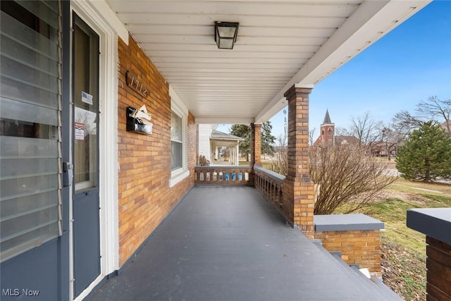 view of patio featuring covered porch