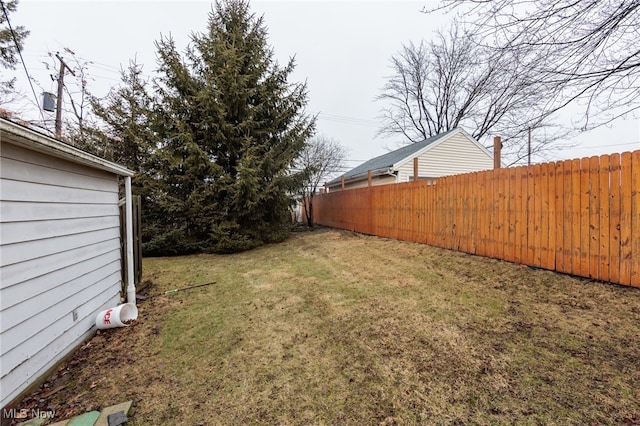 view of yard featuring fence