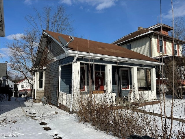 view of front of home featuring covered porch