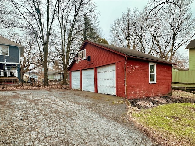 view of detached garage