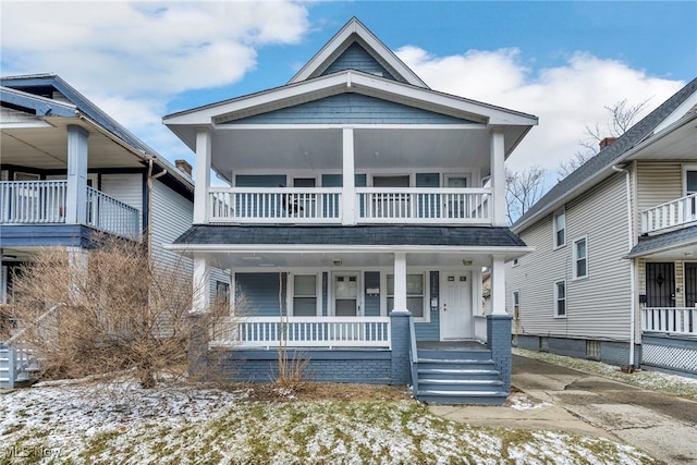 view of front facade featuring covered porch