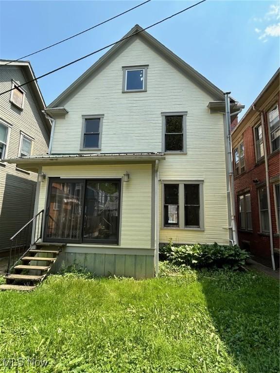 213 Montgomery, Marietta, OH 45750 - rear view of property