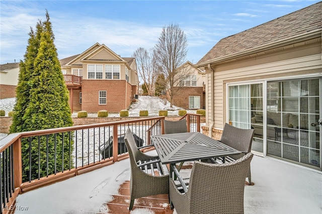 deck featuring outdoor dining space