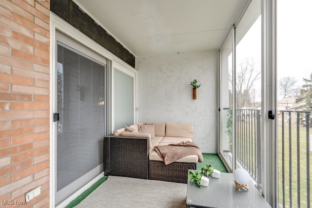 view of sunroom / solarium