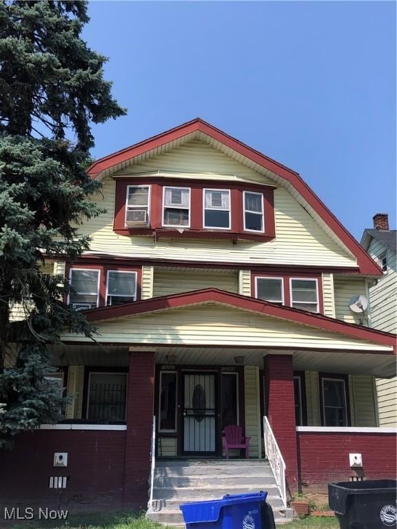 view of front of house featuring covered porch