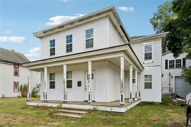 view of front of property featuring a porch and a front yard