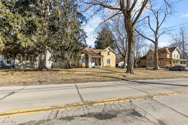 view of front of property with a residential view