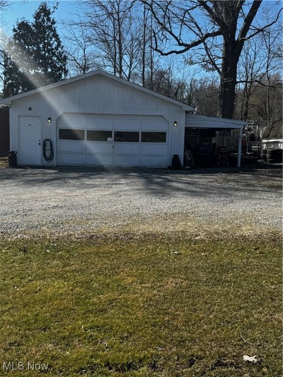 view of detached garage