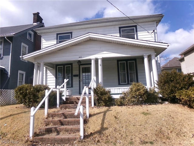 view of front facade with a porch