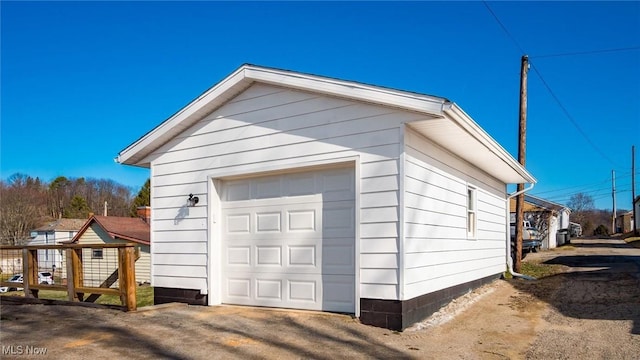 view of detached garage