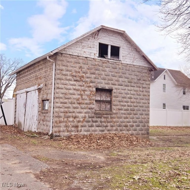 view of home's exterior