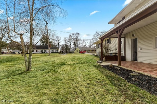 view of yard with a patio