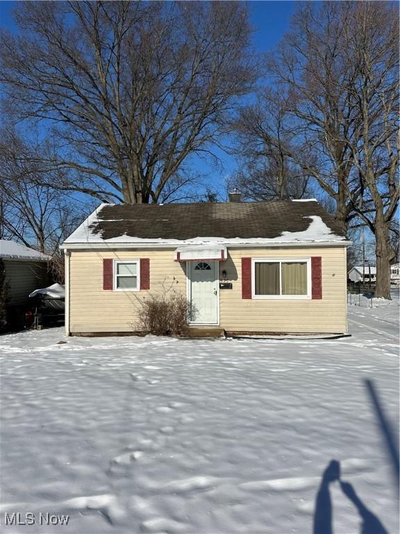 view of front of home