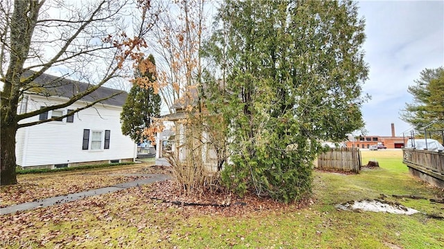 view of yard featuring fence