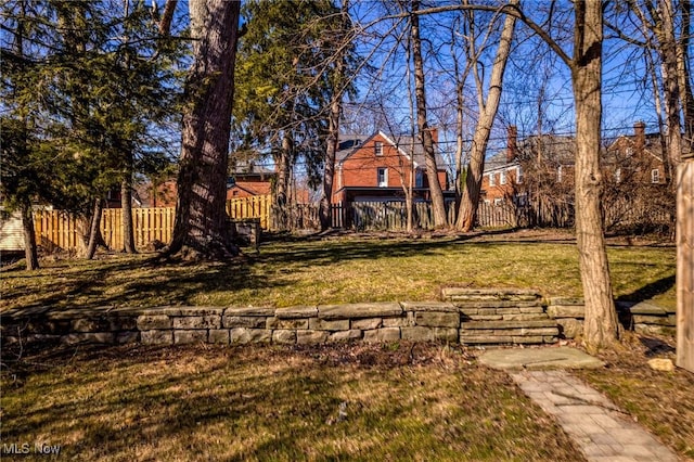 view of yard featuring fence