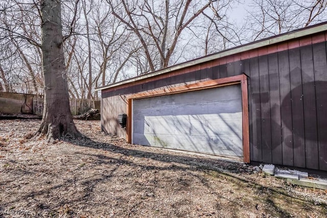 view of detached garage