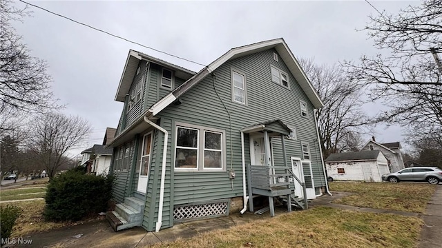 view of front of property featuring entry steps