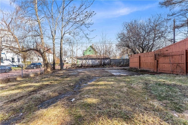 view of yard featuring fence